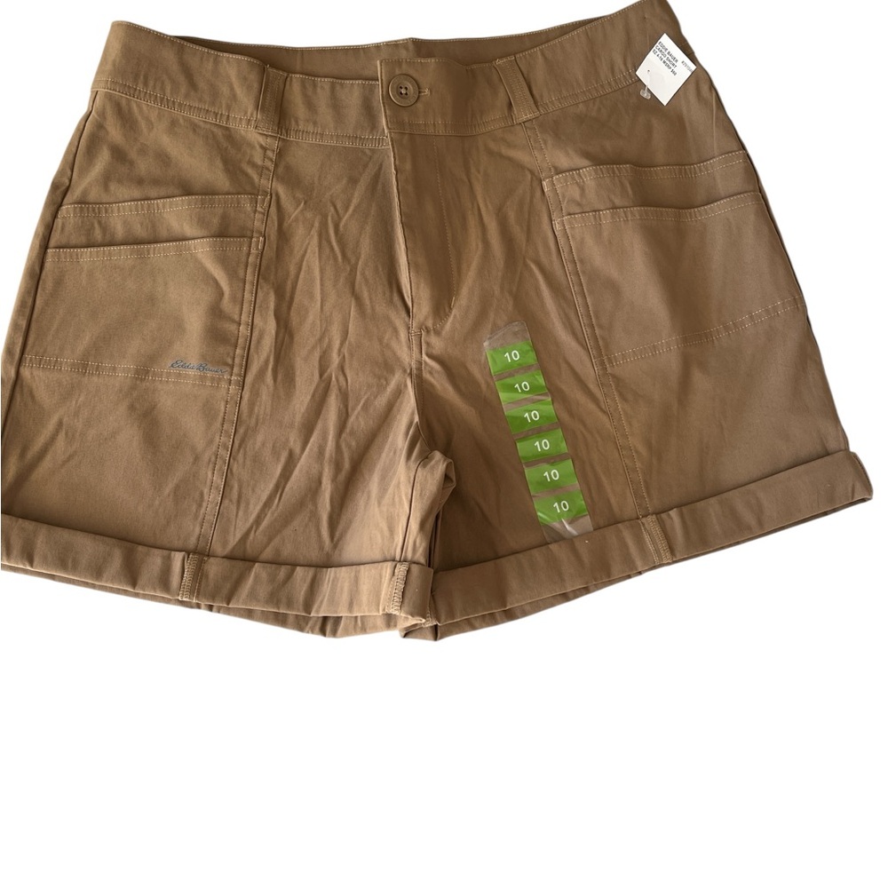 #2948 NWT Eddie Bauer Tan Cargo Shorts